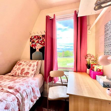 Private Room Tiny With Shared Bathroom Near Seatac Airport And Downtown Seattle Ngoại thất bức ảnh