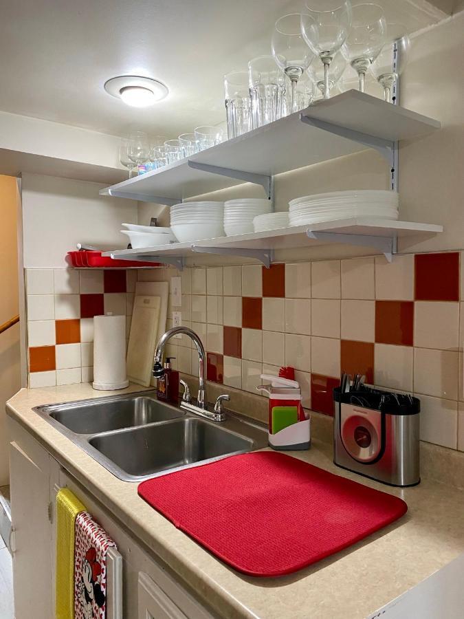 Private Room Tiny With Shared Bathroom Near Seatac Airport And Downtown Seattle Ngoại thất bức ảnh