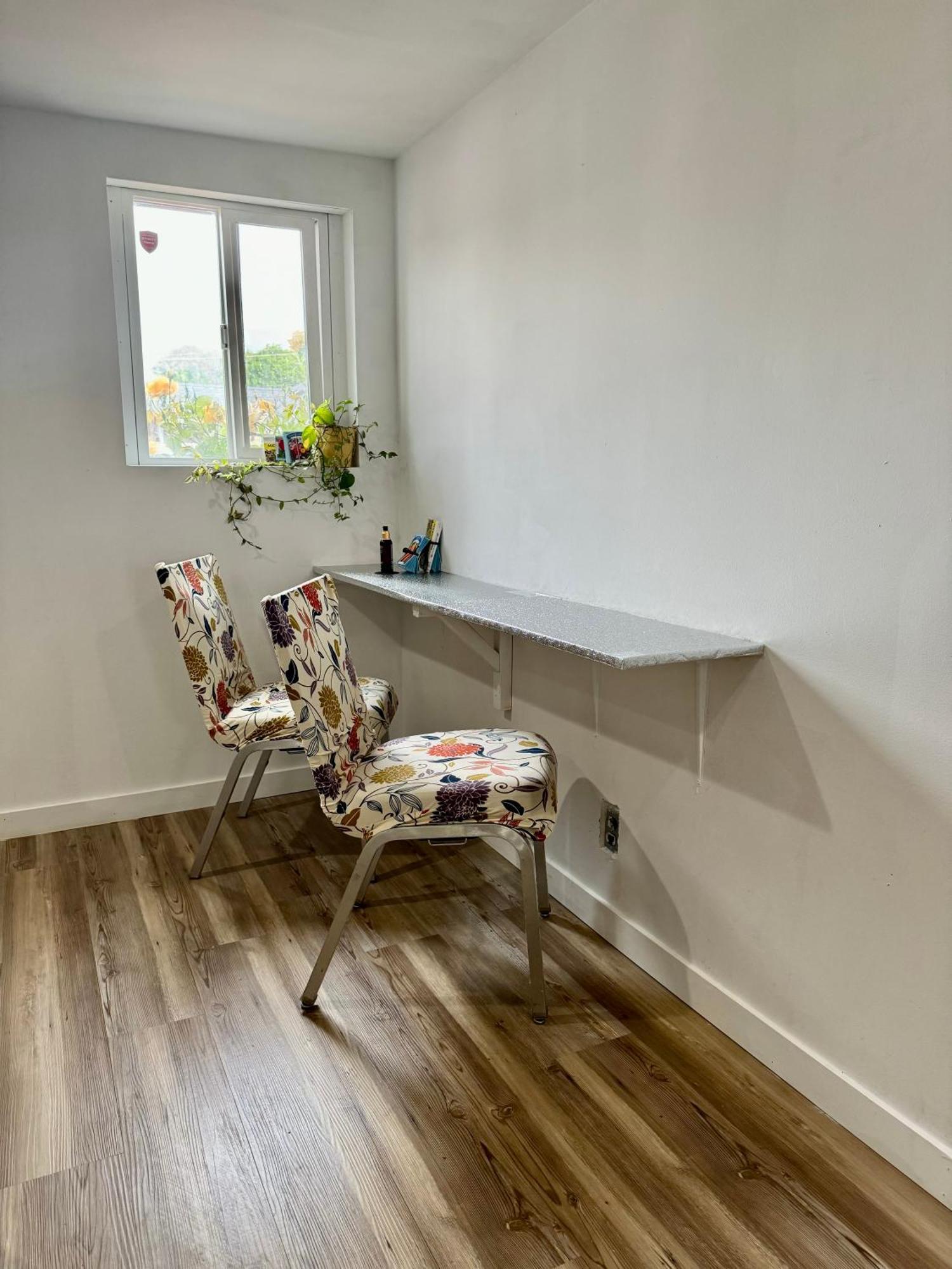 Private Room Tiny With Shared Bathroom Near Seatac Airport And Downtown Seattle Ngoại thất bức ảnh